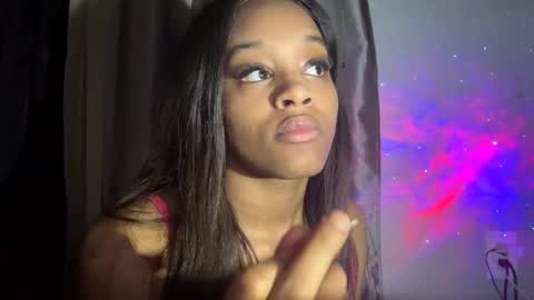 Snapshot of iysisfv chatting on 02.05.25 iysisfv online show from 02.05.25