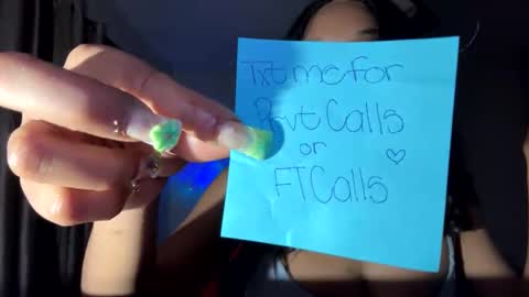 Snapshot of iysisfv chatting on 02.10.25 iysisfv online show from 02.10.25