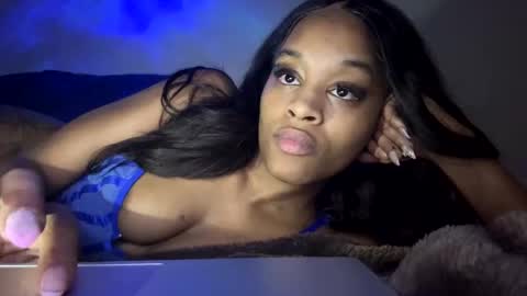 Snapshot of iysisfv chatting on 02.12.25 iysisfv online show from 02.12.25