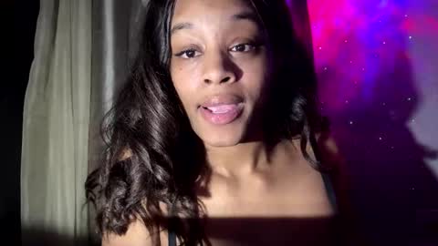 Snapshot of iysisfv chatting on 02.19.25 iysisfv online show from 02.19.25