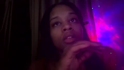 Snapshot of iysisfv chatting on 02.28.25 iysisfv online show from 02.28.25