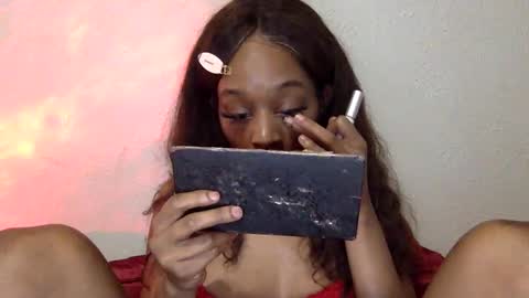 Snapshot of iysisfv chatting on 10.23.25 iysisfv online show from 10.23.25