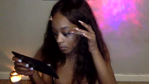 Snapshot of iysisfv chatting on 10.25.25 iysisfv online show from 10.25.25