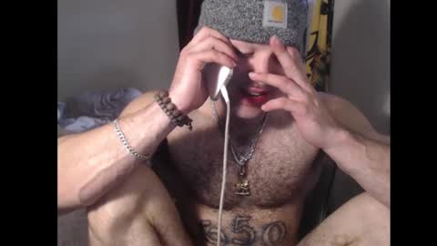 Snapshot of izak144 chatting on 02.18.25 izak144 online show from 02.18.25