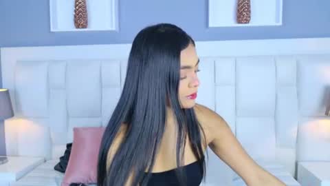Izan Thorne online show from 06.18.26
