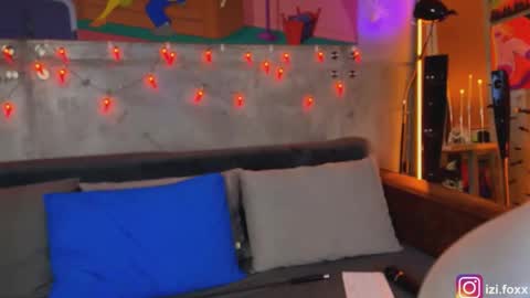 izi online show from 10.29.25