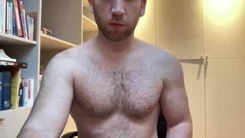 Izylduur online show from 01.08.25