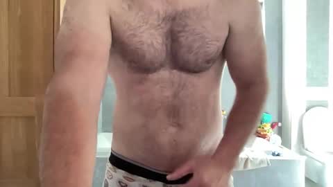 Izylduur online show from 09.11.25