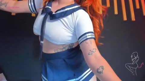 hot izys online show from 10.18.25