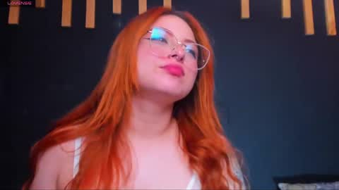 hot izys online show from 05.22.26