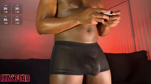 Snapshot of izzybear_ chatting on 02.22.25 IzzyBear online show from 02.22.25