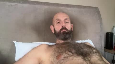 Snapshot of izzysboytoy1 chatting on 12.23.25 izzysboytoy1 online show from 12.23.25