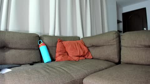 Calix  Independient model Insta and twt Calixsnake online show from 12.31.24