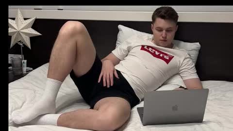 Snapshot of j_lyle_x chatting on 02.22.26 j_lyle_x online show from 02.22.26