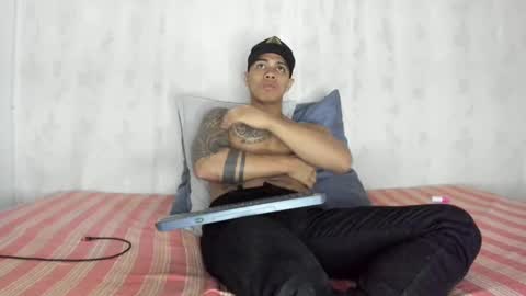 i am juan musiry independent model  online show from 01.08.25