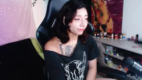 jade 18  online show from 02.11.26