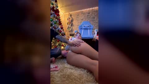 Snapshot of jack__melissa chatting on 12.03.25 jack__melissa online show from 12.03.25