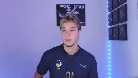 J online show from 10.04.25