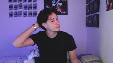 Snapshot of jack_walker190 chatting on 06.19.26 J online show from 06.19.26
