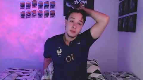 Snapshot of jack_walker190 chatting on 07.15.26 J online show from 07.15.26