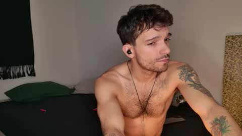 Snapshot of jackdesfeux chatting on 09.17.25 Jack online show from 09.17.25