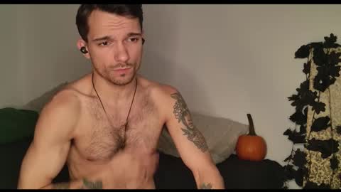 Snapshot of jackdesfeux chatting on 10.02.25 Jack online show from 10.02.25