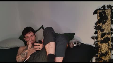 Snapshot of jackdesfeux chatting on 10.06.25 Jack online show from 10.06.25