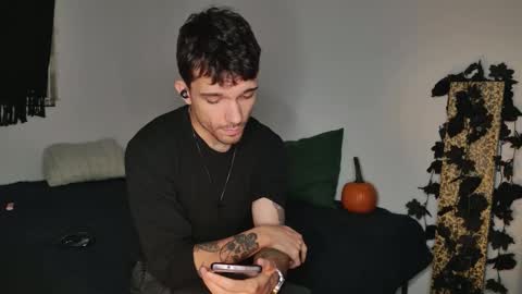 Snapshot of jackdesfeux chatting on 10.14.25 Jack online show from 10.14.25