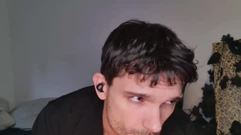 Snapshot of jackdesfeux chatting on 11.09.25 Jack online show from 11.09.25