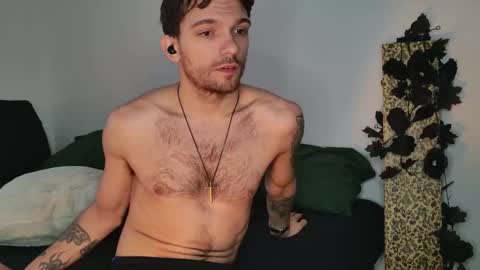 Snapshot of jackdesfeux chatting on 11.17.25 Jack online show from 11.17.25