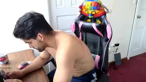 Snapshot of jackecuador chatting on 11.28.25 Jack online show from 11.28.25