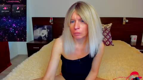 sallyevans online show from 03.03.25