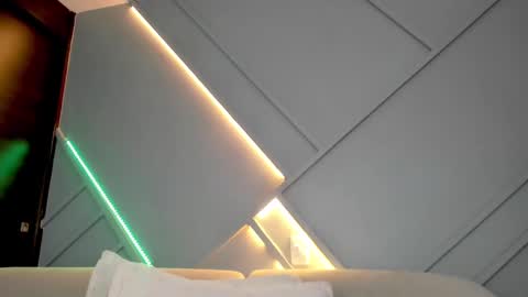 Jackson Wayne online show from 03.12.25