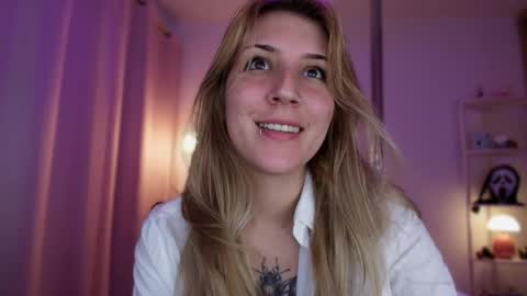 Snapshot of jacky_croft chatting on 05.09.26 Linda Sofia help me get to 100 thumbs up online show from 05.09.26