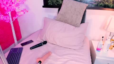 Jacky hoott online show from 01.20.25