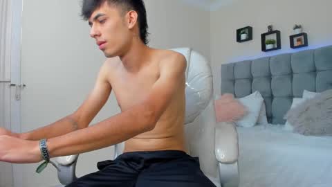 jacob18__ online show from 03.10.25