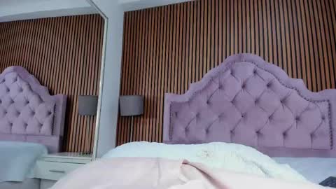 Snapshot of jacobrobeerts chatting on 09.17.25 Jacob online show from 09.17.25