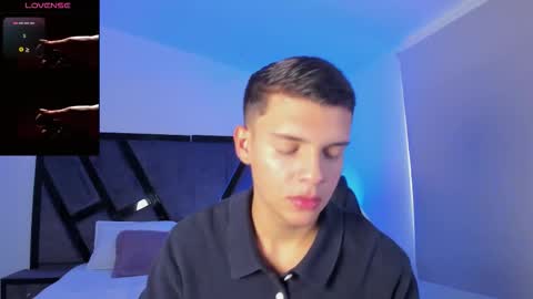 Snapshot of jacobrobeerts chatting on 10.04.25 Jacob online show from 10.04.25