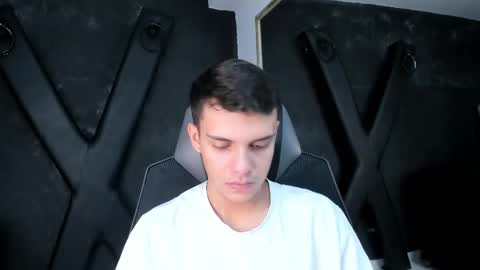 Snapshot of jacobrobeerts chatting on 11.21.25 Jacob online show from 11.21.25