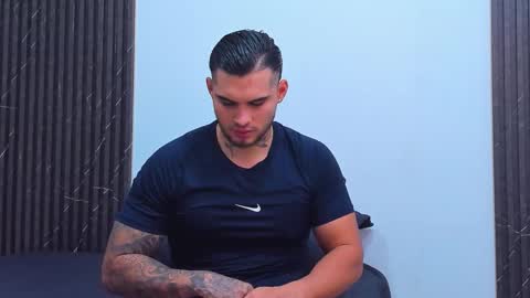 Snapshot of jacobsthorm chatting on 11.25.25 jacobsthorm online show from 11.25.25