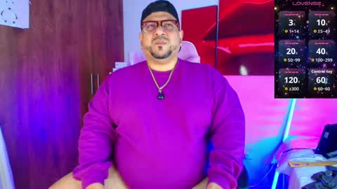 Snapshot of jacoob_woods chatting on 09.21.25 daddy sir master bear online show from 09.21.25