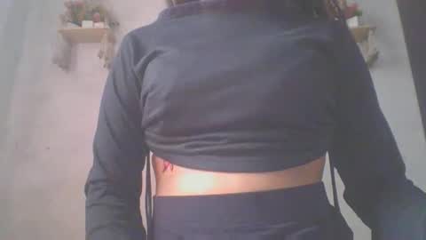 jacqueline_fernandez online show from 11.04.25