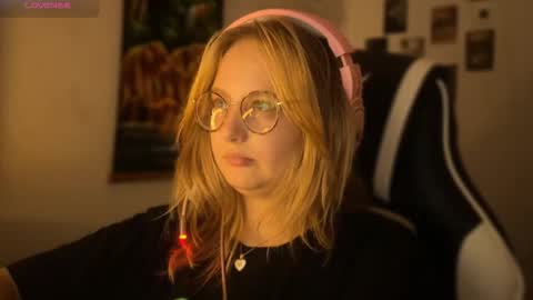 Snapshot of jacywinslat chatting on 09.09.25 jacywinslat online show from 09.09.25