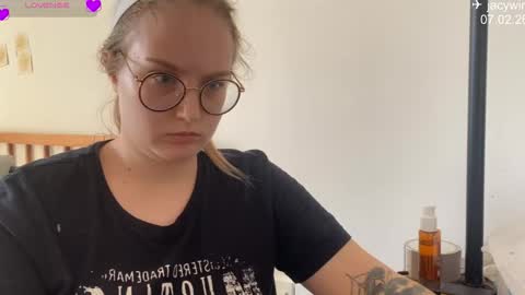 Snapshot of jacywinslat chatting on 02.08.26 jacywinslat online show from 02.08.26