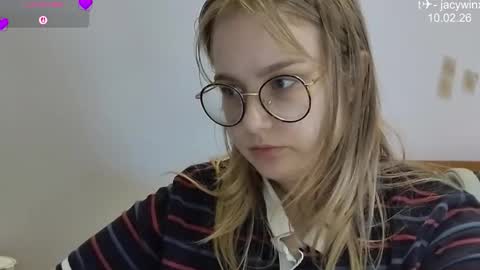 Snapshot of jacywinslat chatting on 02.10.26 jacywinslat online show from 02.10.26