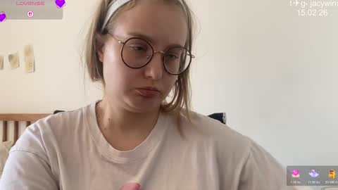 Snapshot of jacywinslat chatting on 02.15.26 jacywinslat online show from 02.15.26