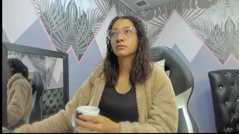 Jadde Greyy  online show from 12.14.25