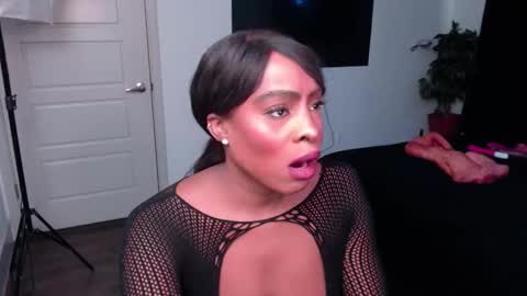 Jade online show from 11.06.25