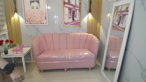 Snapshot of jade_jones_a chatting on 10.16.25 Jade online show from 10.16.25