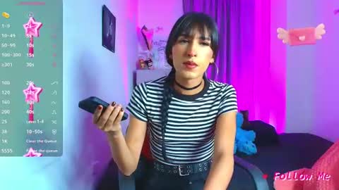 Snapshot of jadebenett chatting on 07.13.26 Jade Benett online show from 07.13.26